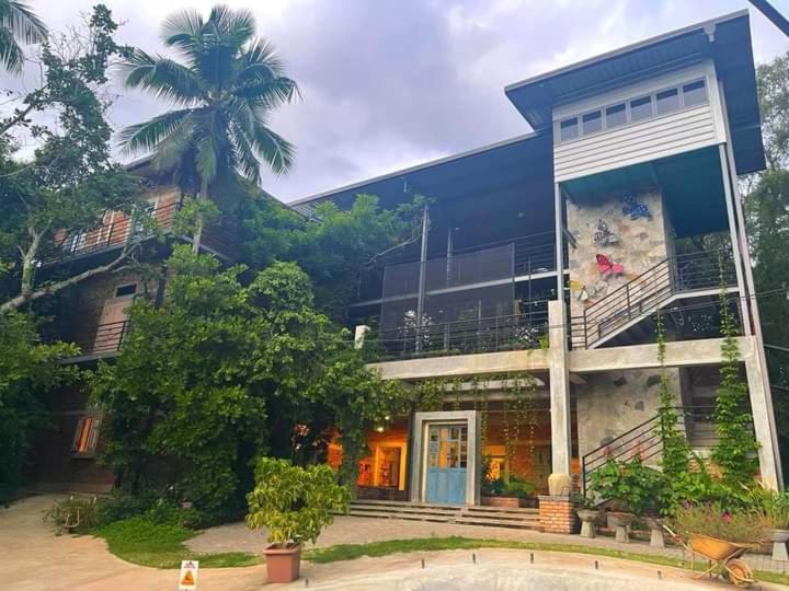 Ceylon Kingsmen Garden - Katunayake Hotel Negombo