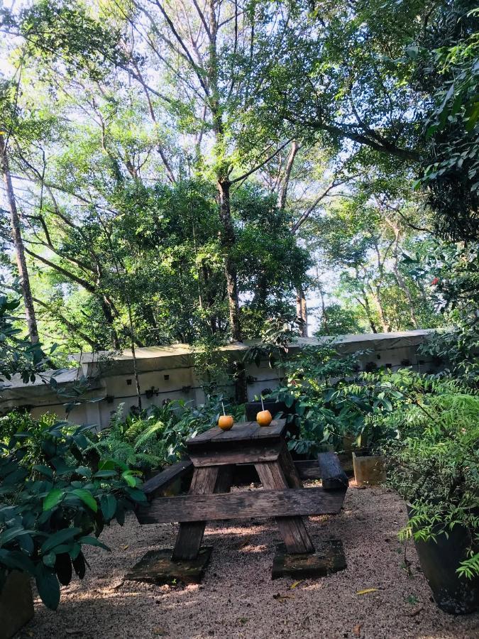 Hotel Ceylon Kingsmen Garden - Katunayake