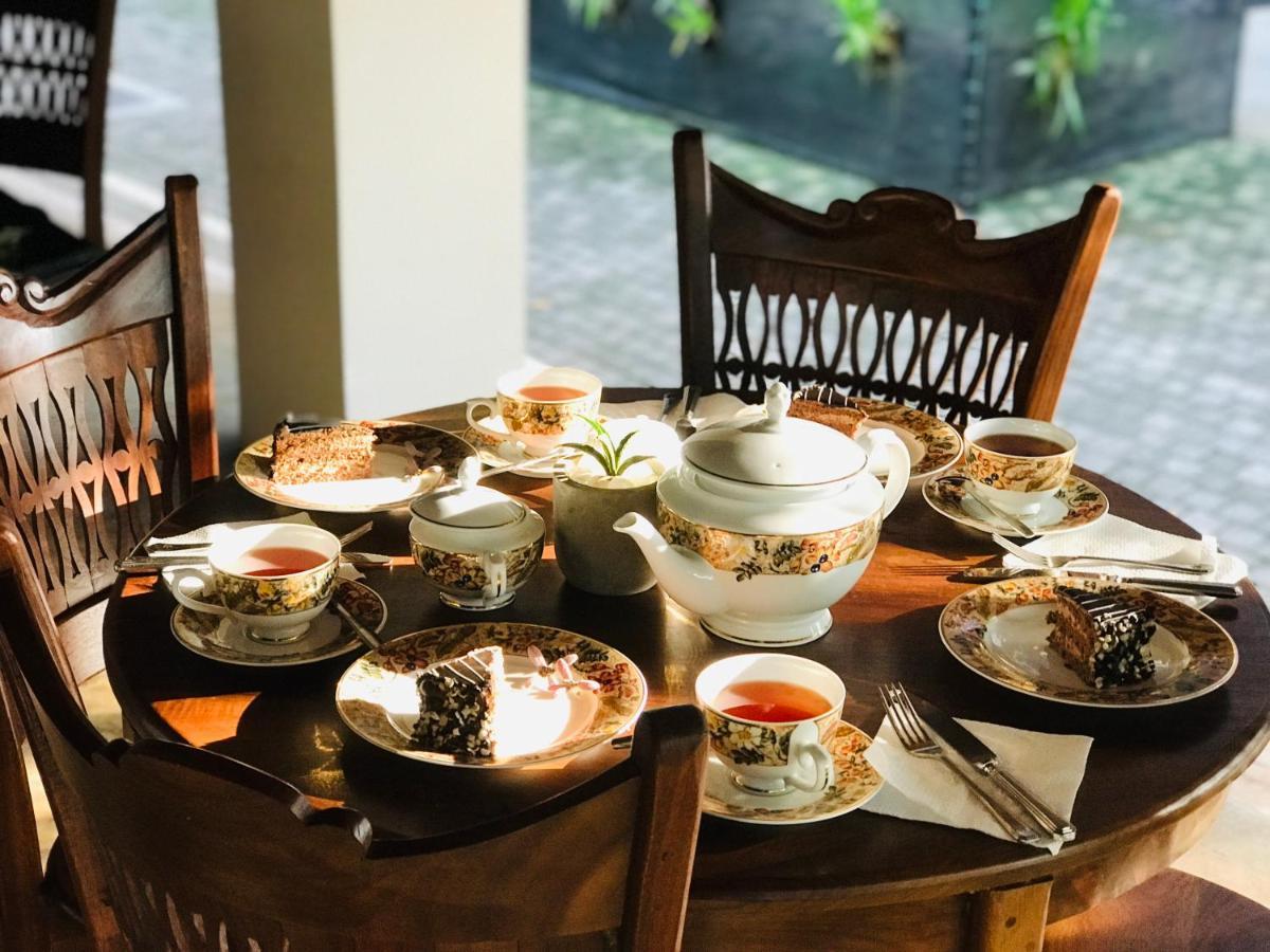 Ceylon Kingsmen Garden - Katunayake * Negombo