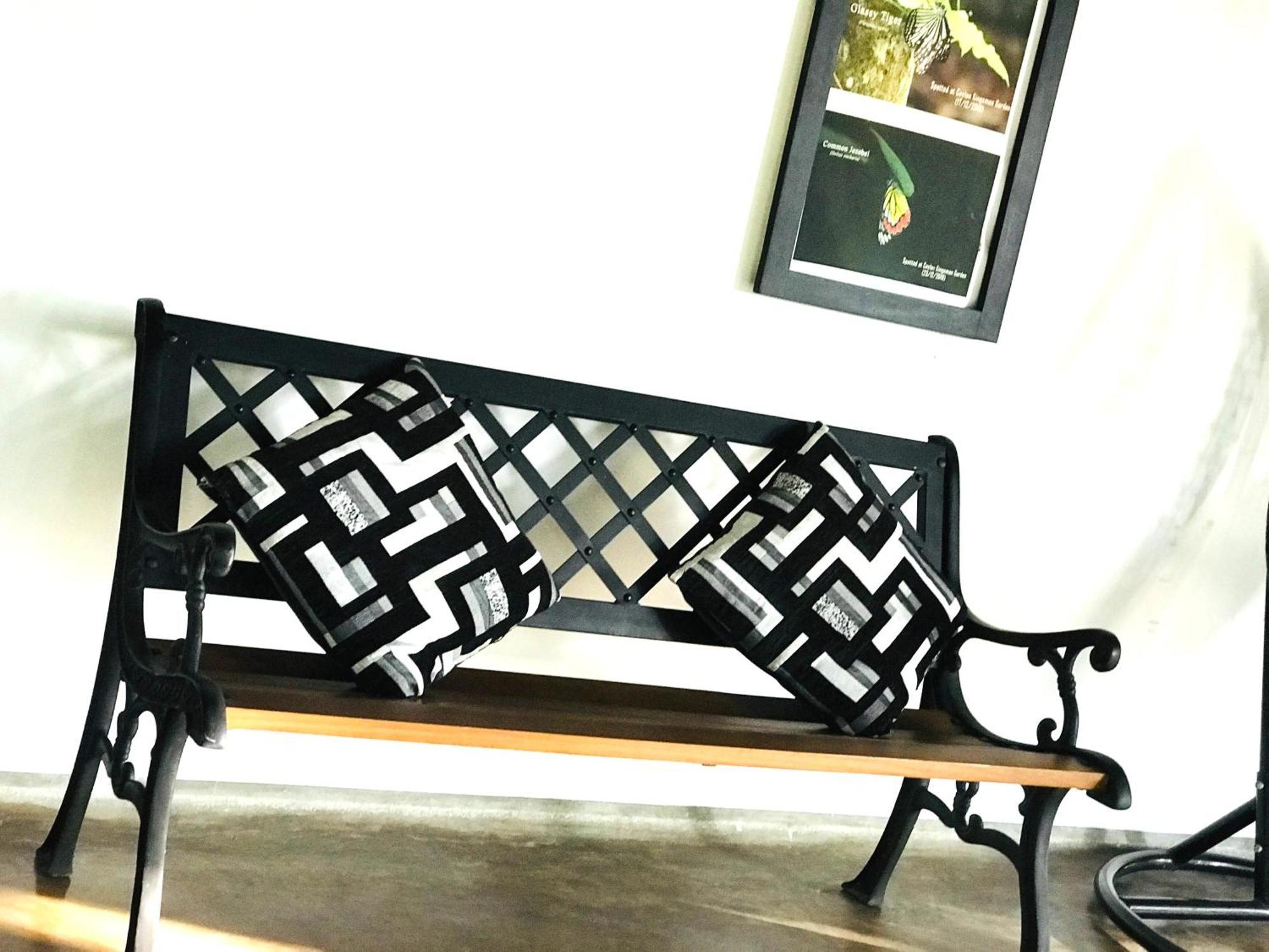 Ceylon Kingsmen Garden - Katunayake Hotel *