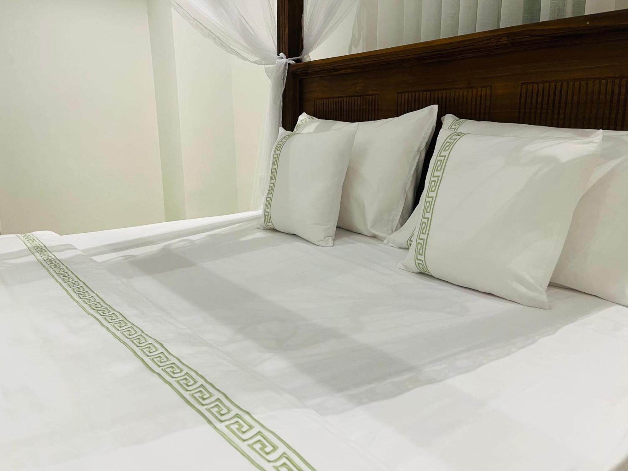 Ceylon Kingsmen Garden - Katunayake Hotel Negombo